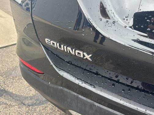 Mosaic Black Metallic 2024 Chevrolet Equinox LT