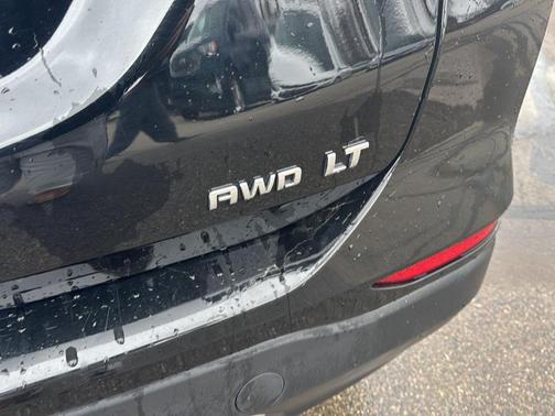 Mosaic Black Metallic 2024 Chevrolet Equinox LT