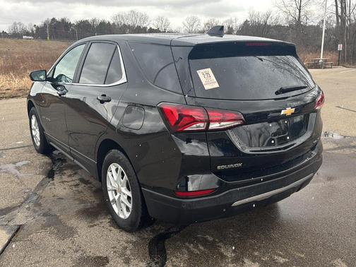 Mosaic Black Metallic 2024 Chevrolet Equinox LT
