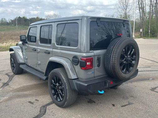 Sting Gray Clearcoat 2023 Jeep Wrangler 4xe Sahara