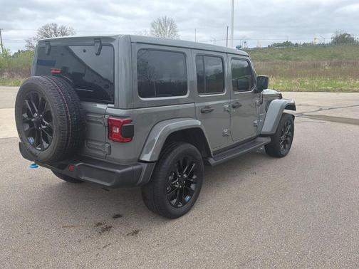 Sting Gray Clearcoat 2023 Jeep Wrangler 4xe Sahara