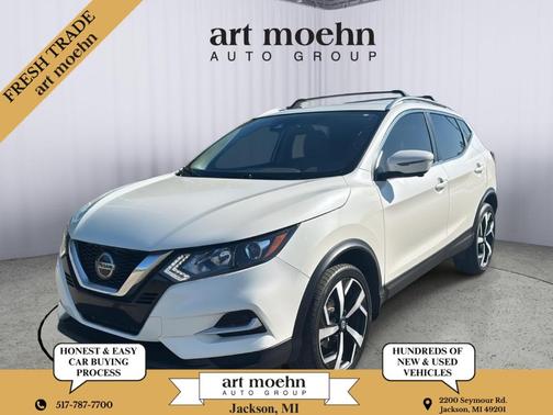 Pearl White Tri-Coat 2021 Nissan Rogue Sport SL