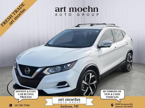 Pearl White Tri-Coat 2021 Nissan Rogue Sport SL