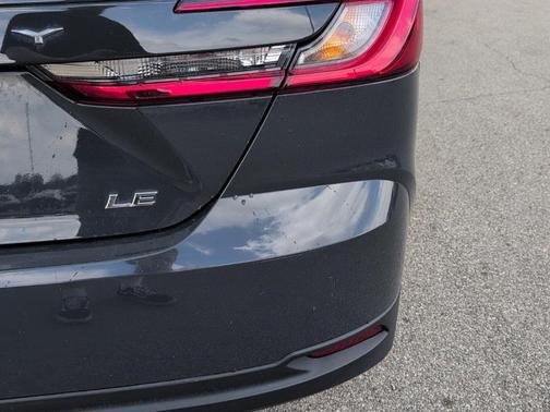 UNDERGROUND 2026 Toyota Camry LE