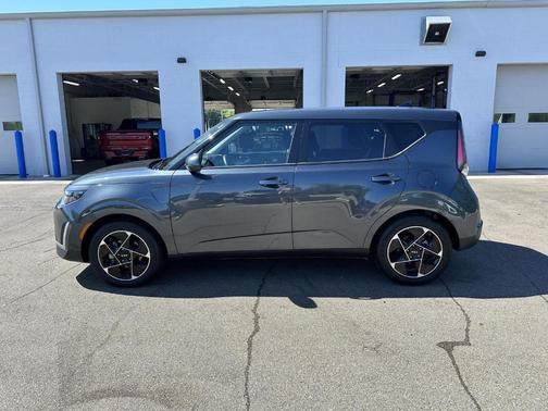 Gravity Gray 2025 Kia Soul EX