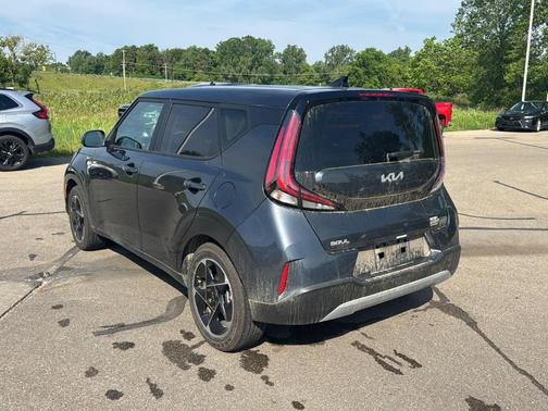 Gravity Gray 2025 Kia Soul EX