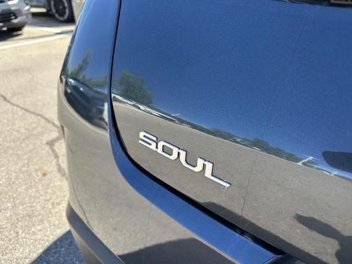 Gravity Gray 2025 Kia Soul EX