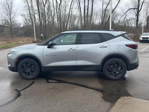 Sterling Gray Metallic 2023 Chevrolet Blazer 2LT