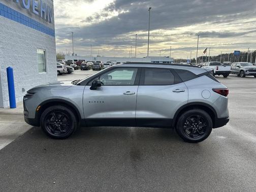 Sterling Gray Metallic 2023 Chevrolet Blazer 2LT