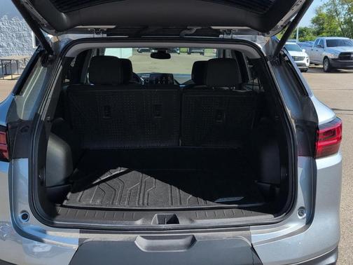 Sterling Gray Metallic 2023 Chevrolet Blazer 2LT