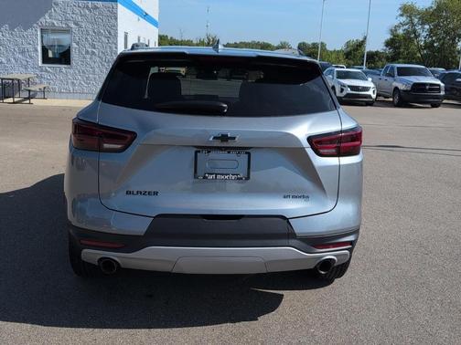 Sterling Gray Metallic 2023 Chevrolet Blazer 2LT