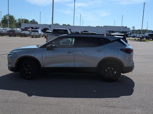 Sterling Gray Metallic 2023 Chevrolet Blazer 2LT