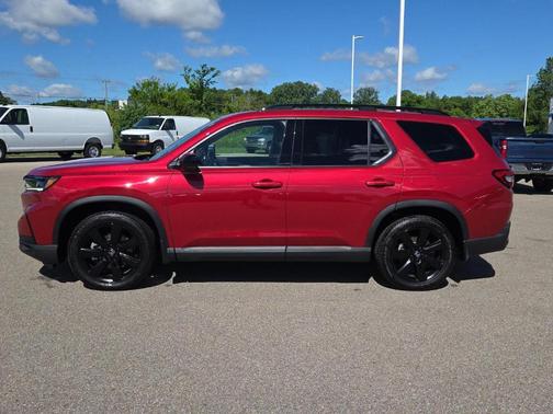 Radiant Red Metallic II 2025 Honda Pilot Black Edition