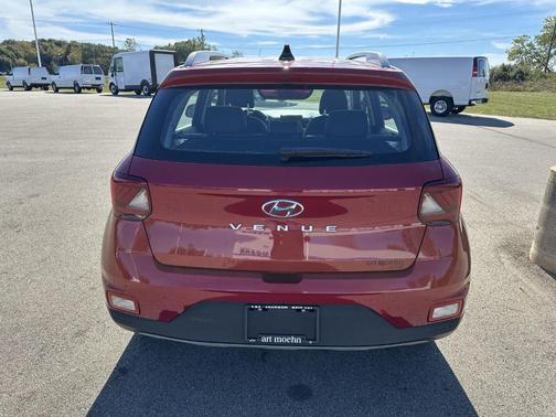 2022 Hyundai VENUE Limited