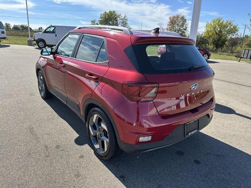 2022 Hyundai VENUE Limited
