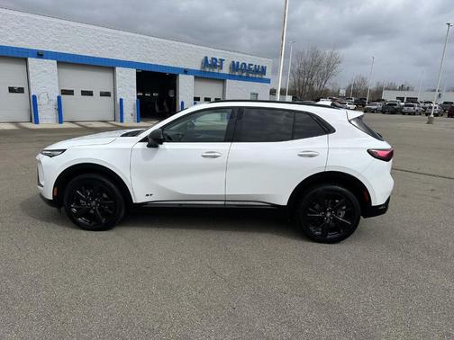 Summit White 2025 Buick Envision Sport Touring