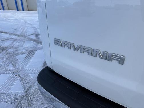 2023 GMC Savana 2500 Work Van