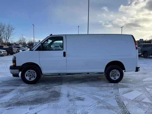 2023 GMC Savana 2500 Work Van