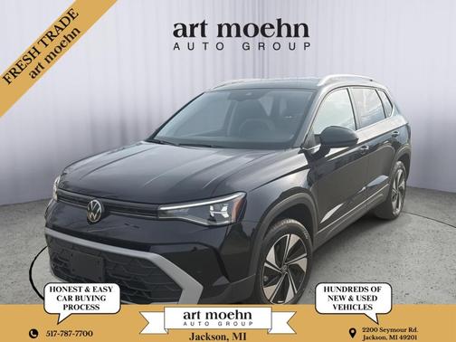 Deep Black Pearl Effect 2025 Volkswagen Taos 1.5T SE