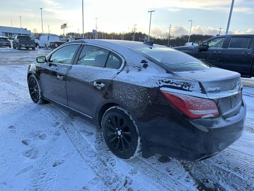 2016 Buick LaCrosse Base
