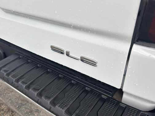 2022 GMC Sierra 1500 SLE