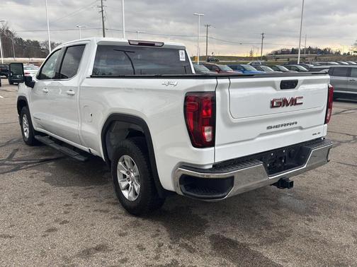 2022 GMC Sierra 1500 SLE