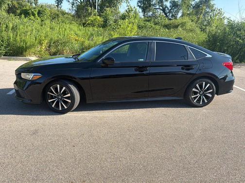 Crystal Black Pearl 2024 Honda Civic EX