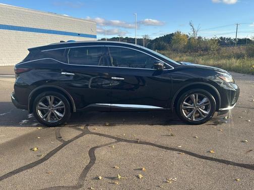 Black 2020 Nissan Murano Platinum
