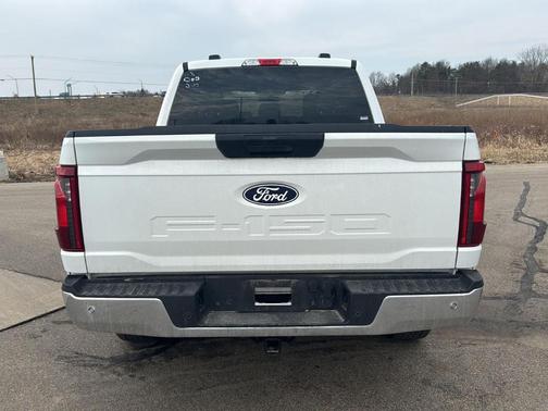 Oxford White 2025 Ford F-150 XLT