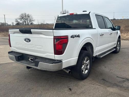 Oxford White 2025 Ford F-150 XLT