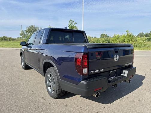 Obsidian Blue Pearl 2022 Honda Ridgeline RTL-E