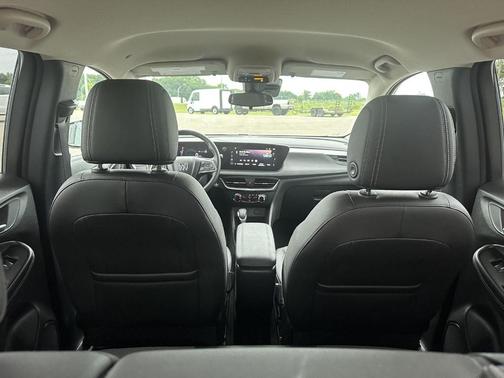 Moonstone Gray Metallic 2025 Buick Encore GX Preferred