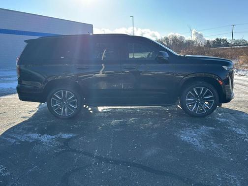 2023 Cadillac Escalade Sport