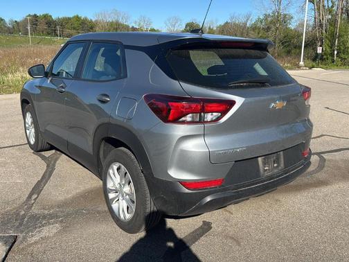 Sterling Gray Metallic 2023 Chevrolet Trailblazer LS