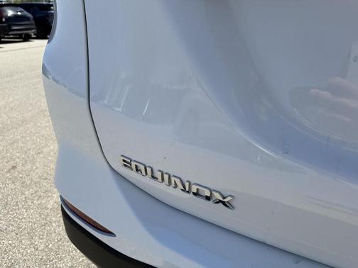 Summit White 2023 Chevrolet Equinox LS