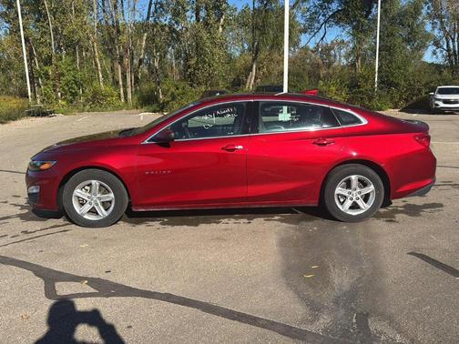 2024 Chevrolet Malibu LT