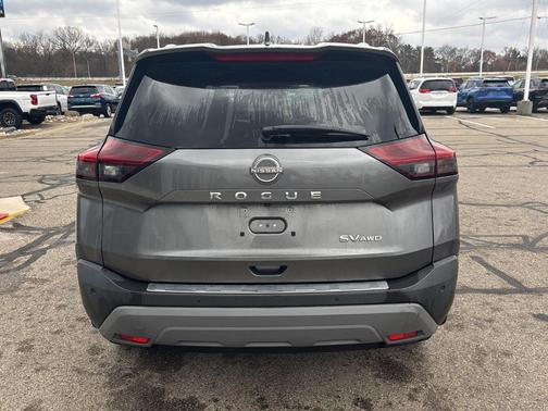 2022 Nissan Rogue SV