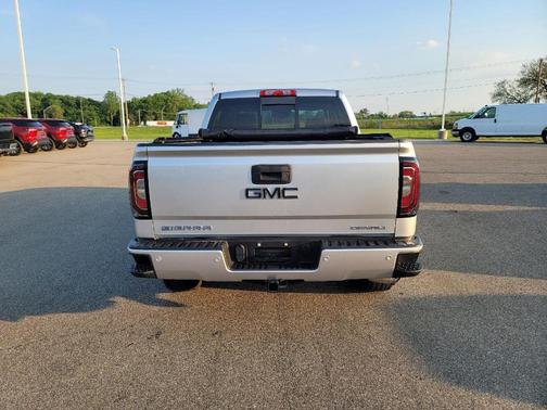 Quicksilver Metallic 2018 GMC Sierra 1500 Denali