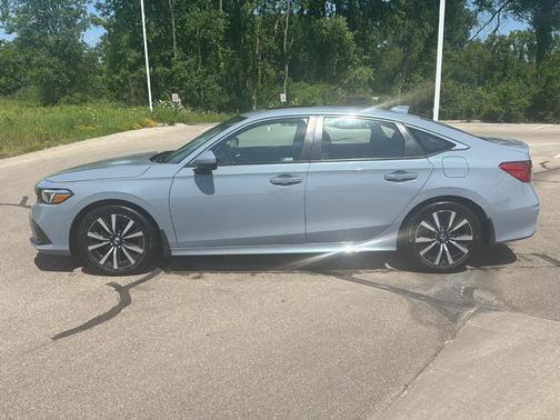 Sonic Gray Pearl 2024 Honda Civic EX