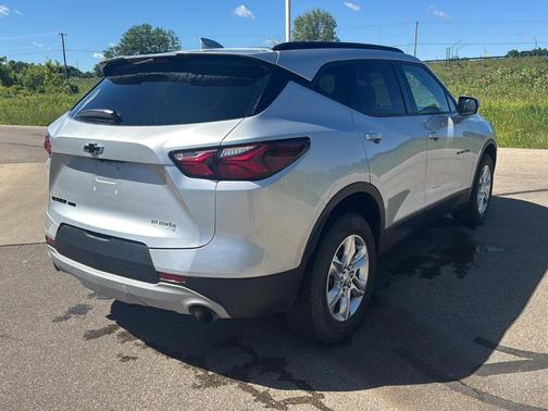 Silver Ice Metallic 2022 Chevrolet Blazer 2LT