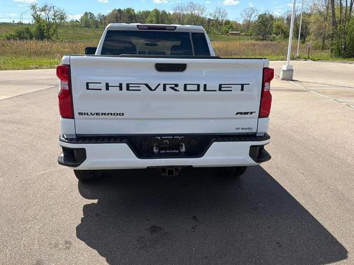 Summit White 2022 Chevrolet Silverado 1500 Limited RST