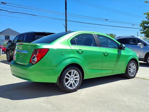Dragon Green Metallic 2015 Chevrolet Sonic LT