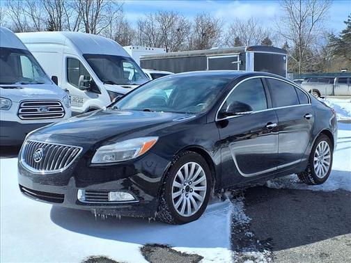 Black Diamond Tricoat 2013 Buick Regal Premium 1