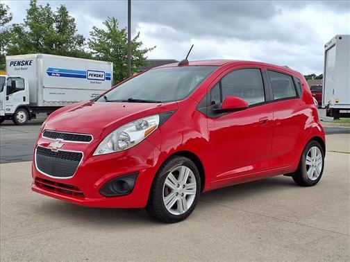 Salsa 2015 Chevrolet Spark 1LT