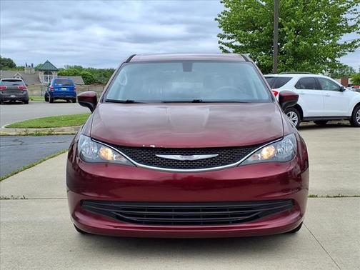 2017 Chrysler Pacifica LX