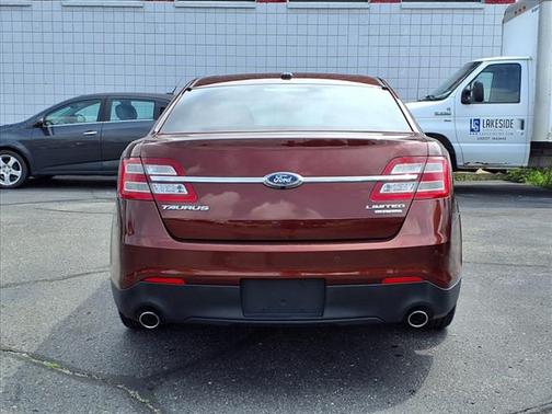 2015 Ford Taurus Limited