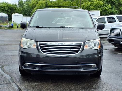 2012 Chrysler Town & Country Touring