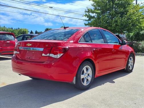 Red Hot 2016 Chevrolet Cruze Limited 1LT
