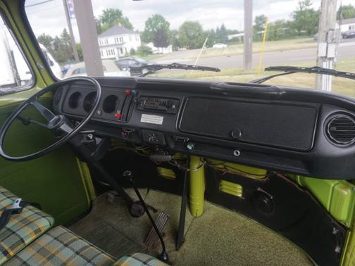 1977 Volkswagen Microbus Campmobile