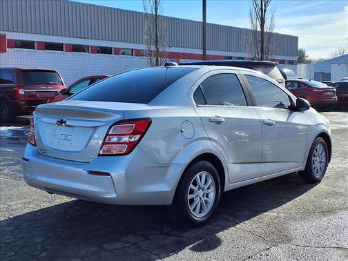 2017 Chevrolet Sonic LT
